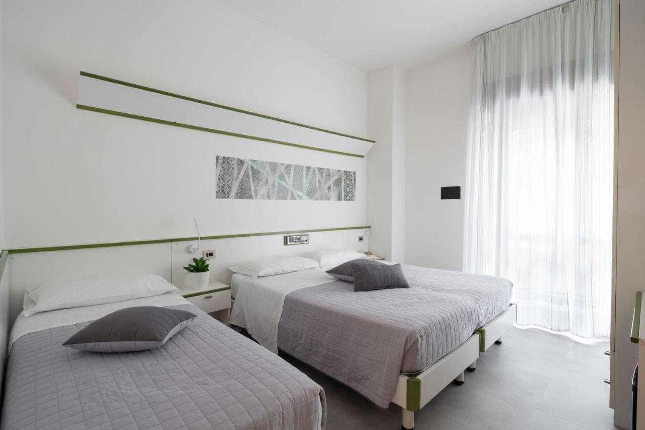 Hotel Iris Jesolo Exterior foto