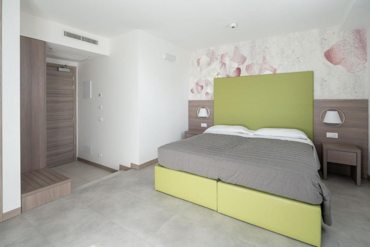 Hotel Iris Jesolo Exterior foto