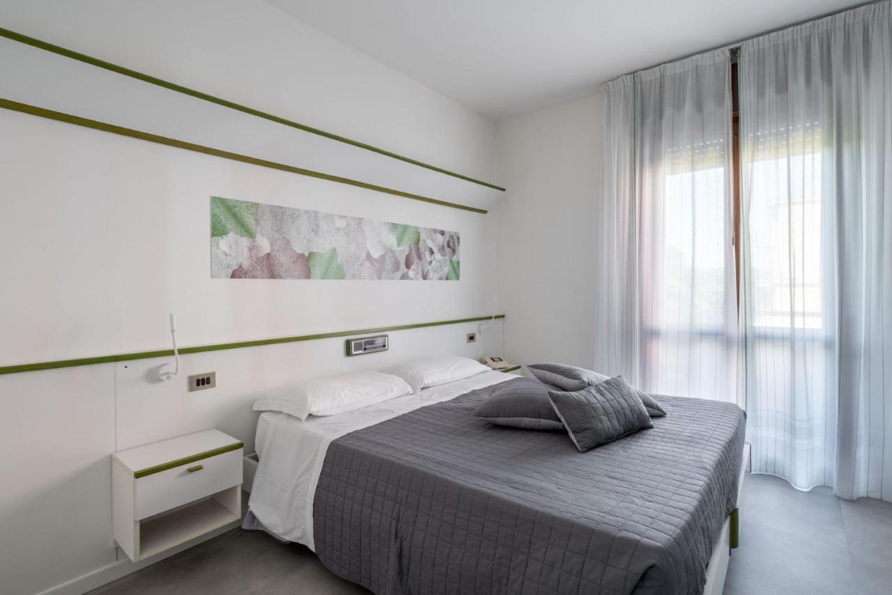 Hotel Iris Jesolo Exterior foto