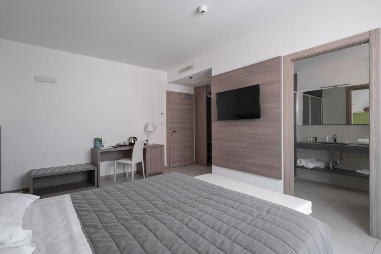 Hotel Iris Jesolo Exterior foto